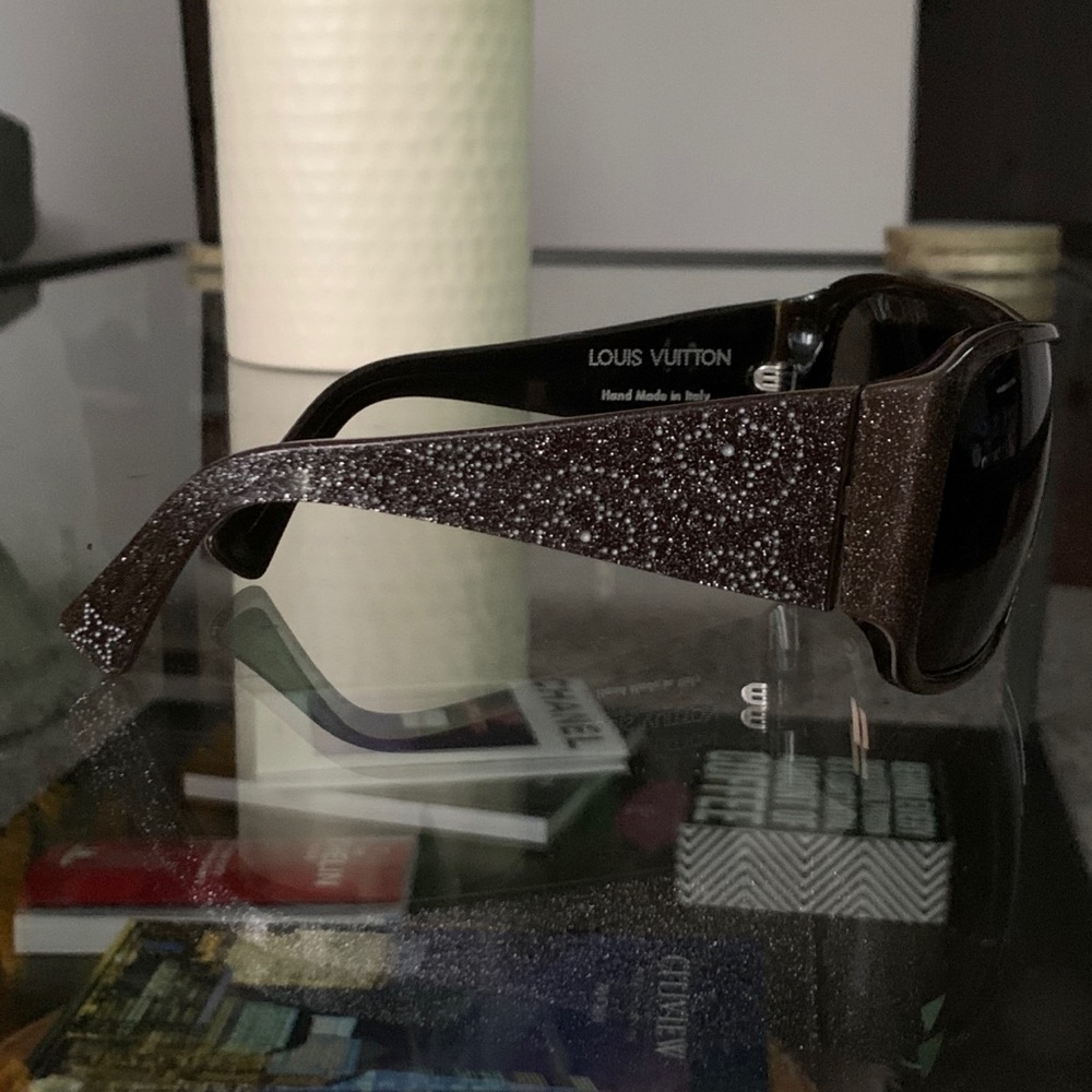 Louis Vuitton 100% Authentic Sunglasses - Picture 6 of 11